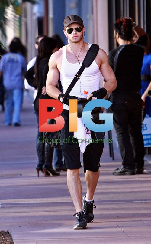 Kellan Lutz at Boxing Gym