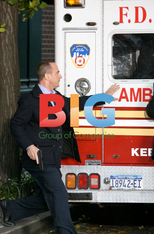 Christopher Meloni and Ice-T on SVU Set