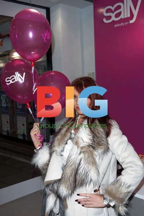 Amy Childs opens new hair salon