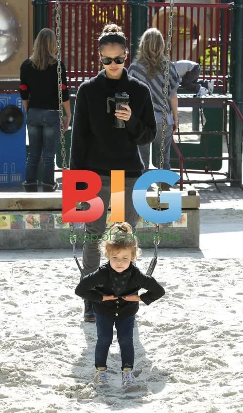 Jessica Alba and daughter play at park