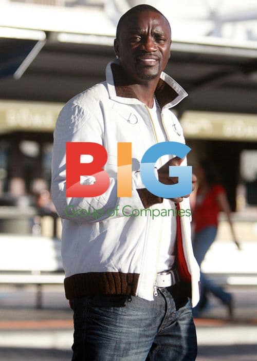 Akon Arrives at Perth Airport for Summerbeatz