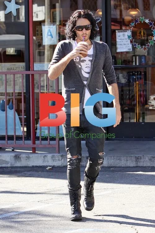 Russel Brand Grabs Coffee in West Hollywood