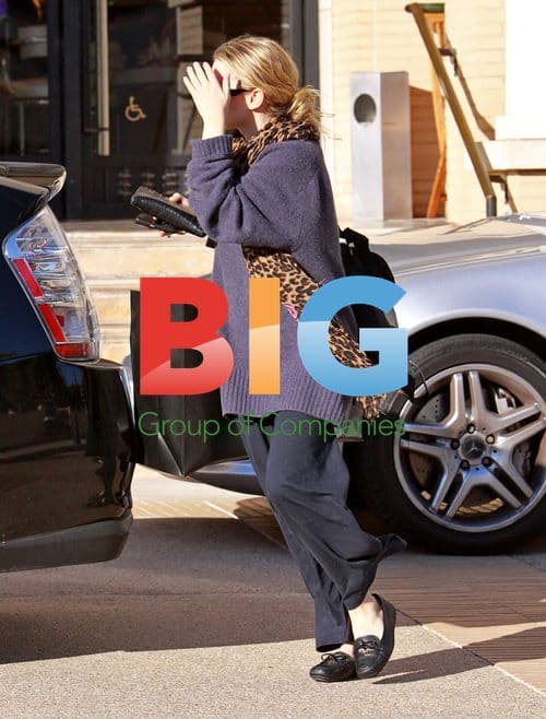 Mary Kate Olsen Shopping in Beverly Hills