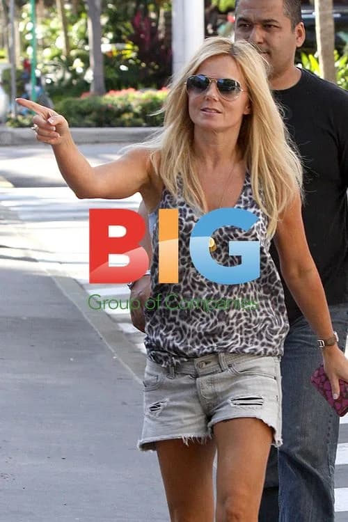Geri Halliwell Shopping in Miami