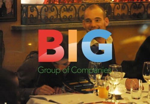 Sneijder and Van Basten Dine in Milan