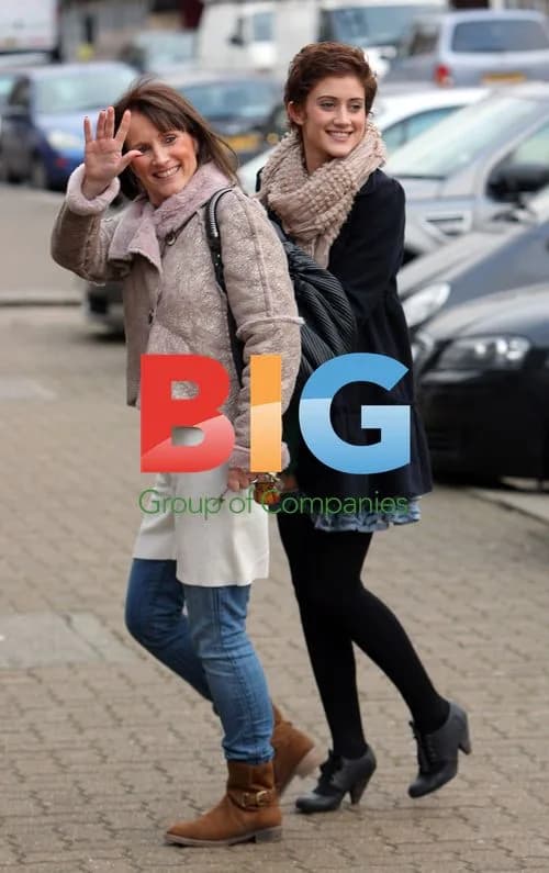 Katie Waissel Lunches with Mother in London