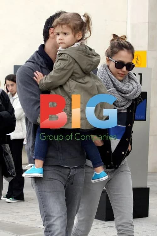 Jessica Alba, Cash Warren and Daughter Honour