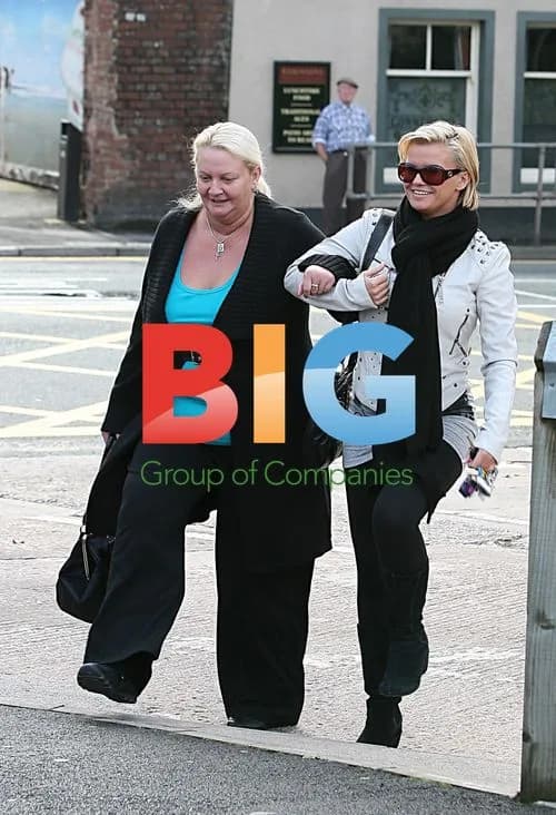 Kerry Katona leaves Bodyline clinic with mom
