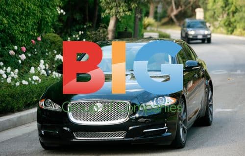 Beckhams Take New Jaguar for Spin