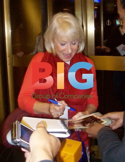 Helen Mirren Signing Autographs Outside Fallon Show