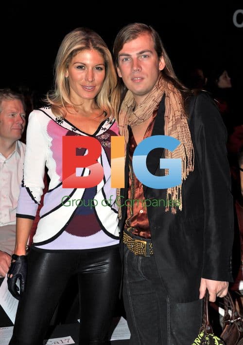 Leonard Ready-to-Wear Spring/Summer 2011 Fashion Show