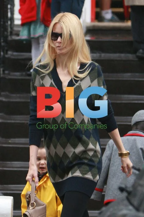 Claudia Schiffer on School Run