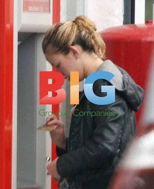 Charlotte Church stops at cashpoint