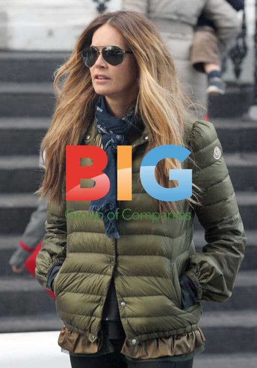 Elle Macpherson on Celebrity School Run