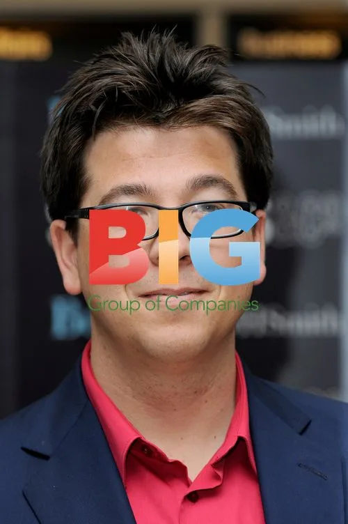 Michael McIntyre signs book at Selfridges