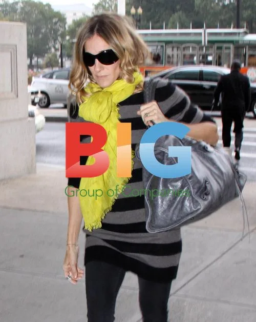 Sarah Jessica Parker at DC Train Station