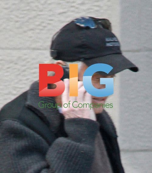 Michael Douglas Leaves Apartment