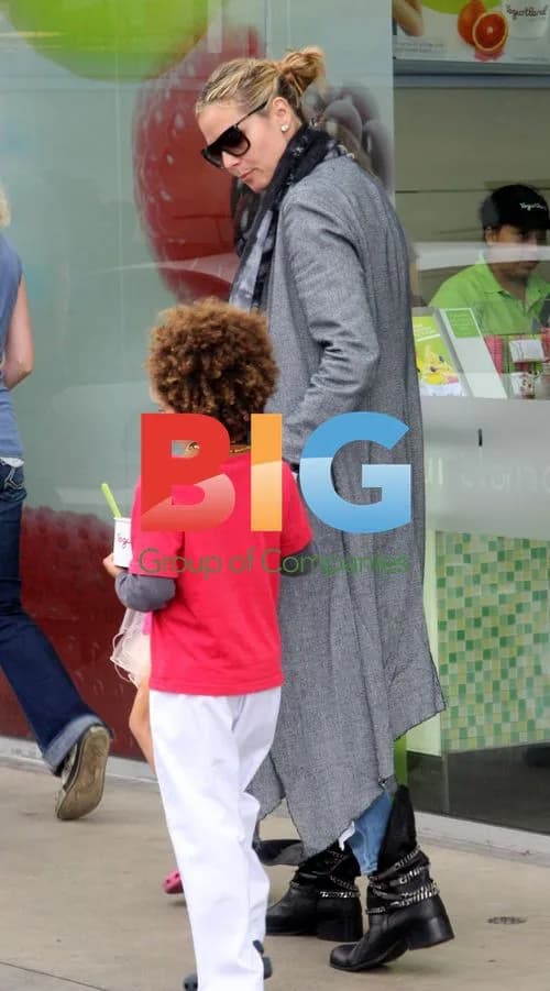 Heidi Klum takes kids to Yogurtland