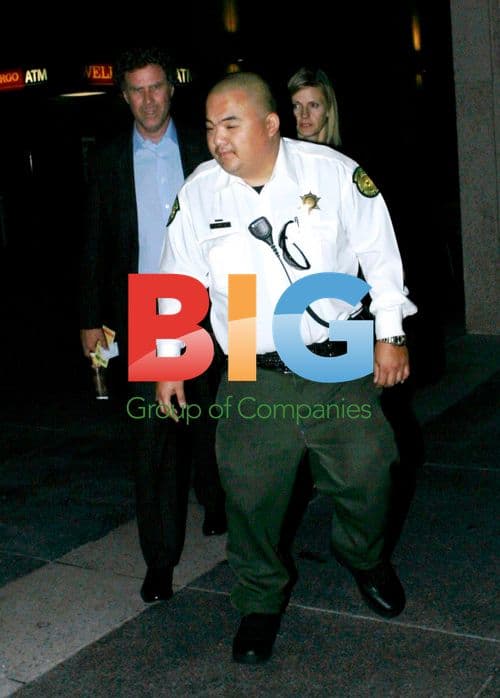 Will Ferrell and pregnant wife at restaurant