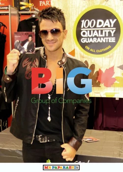 Peter Andre Signing Single at ASDA