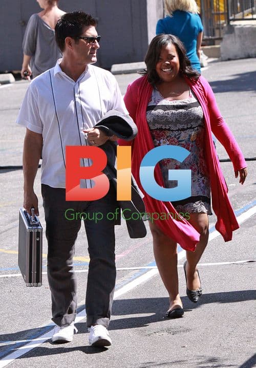 Amber Riley on Glee set