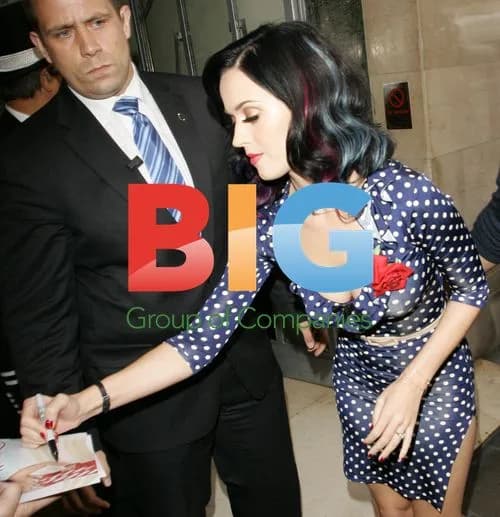Katy Perry Signing Autographs in London