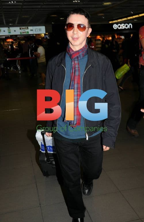 Celebs at Dublin Airport and Hotel