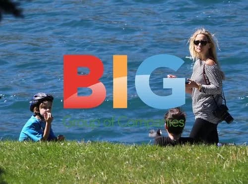 Kate Hudson and Muse's Matthew Bellamy Bike Ride