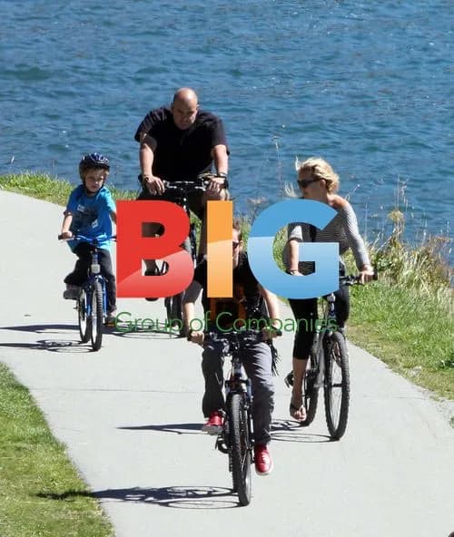 Kate Hudson and Matthew Bellamy Bike Ride in Switzerland