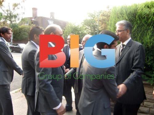 Veena Malik and Pakistan Cricket Team