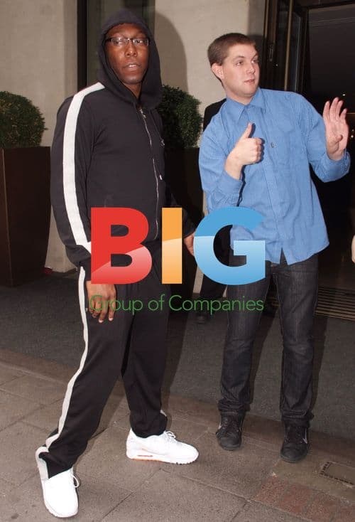 Dizzy Rascal with Award in London