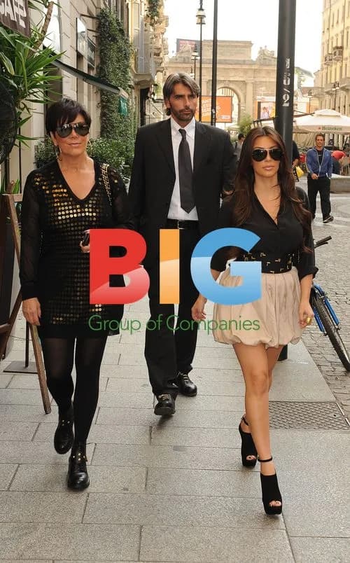 Kim Kardashian and Kris Jenner Shopping in Milan