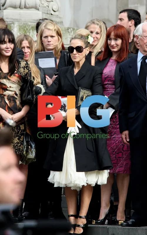 SJP and Annabelle Neilson at McQueen Memorial