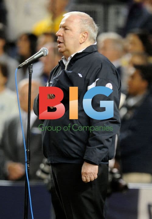 Frank Sinatra Jr. Sings National Anthem