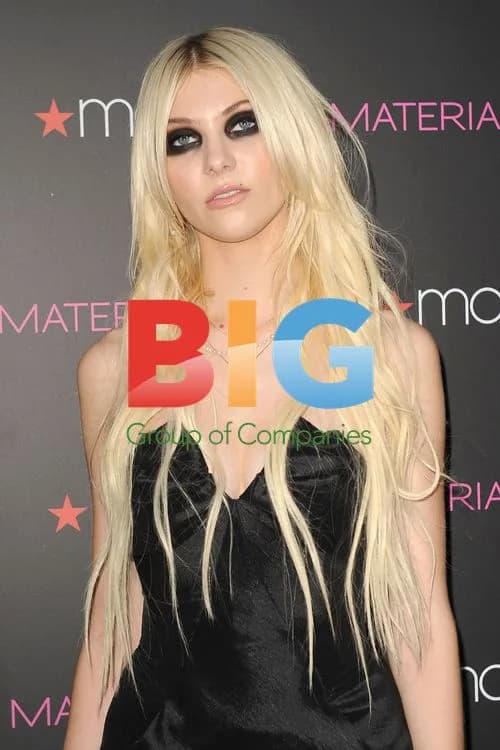 Taylor Momsen at Material Girl Launch