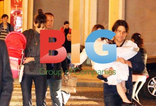 Tom Cruise, Katie Holmes and Suri in Prague