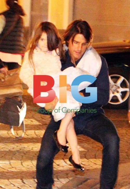 Tom Cruise, Katie Holmes and Suri in Prague