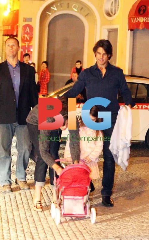 Tom Cruise, Katie Holmes and Suri in Prague
