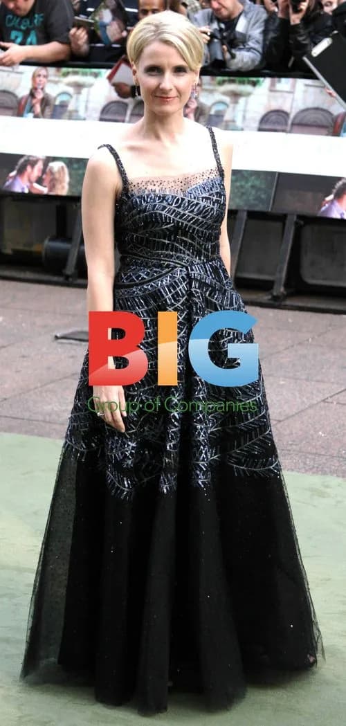 Elizabeth Gilbert at "Eat, Pray, Love" UK Premiere