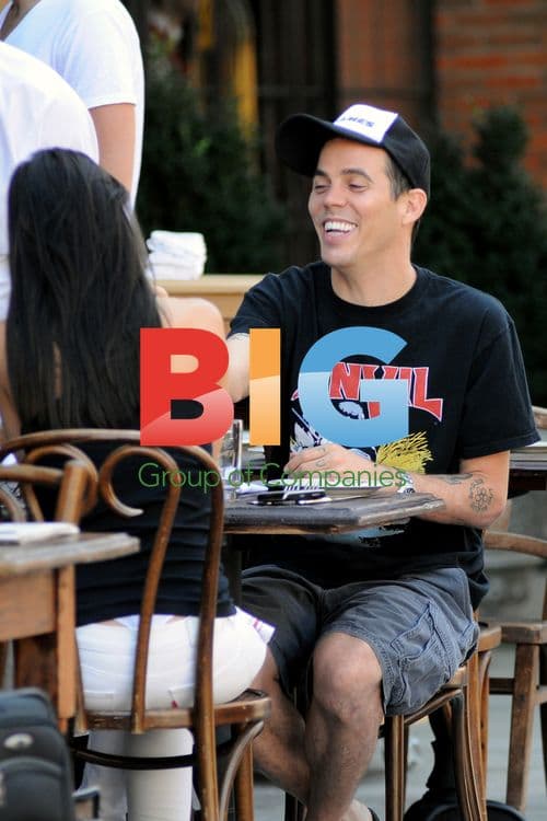 Steve-O Eats Lunch in New York