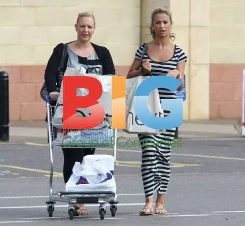 Chantelle Houghton Goes Shopping