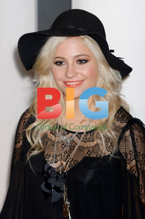 Pixie Lott Launches Lipsy Fashion Range