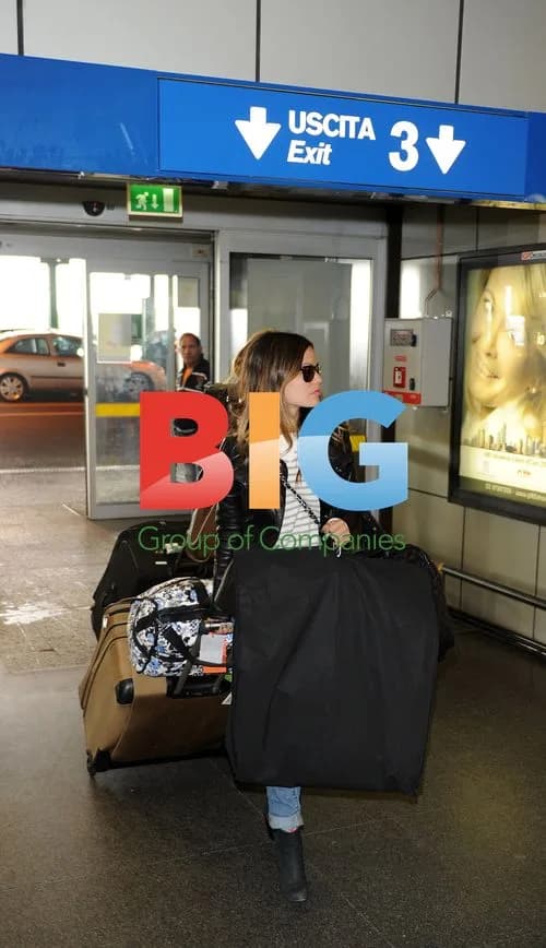 Rachel Bilson Arrives at Milan Airport