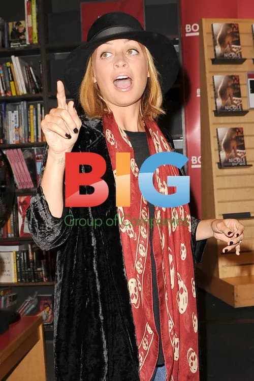 Nicole Richie Signing Books in NYC