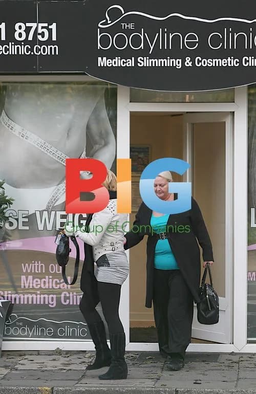 Kerry Katona Leaves Skin Tightening Clinic