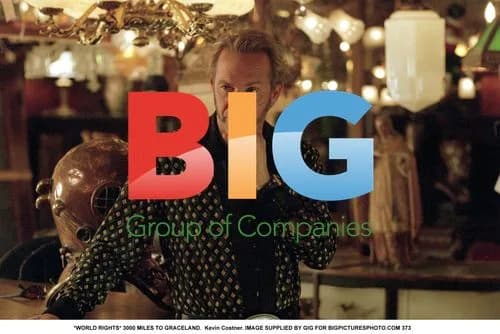 Kevin Costner on '3000 Miles to Graceland' Set