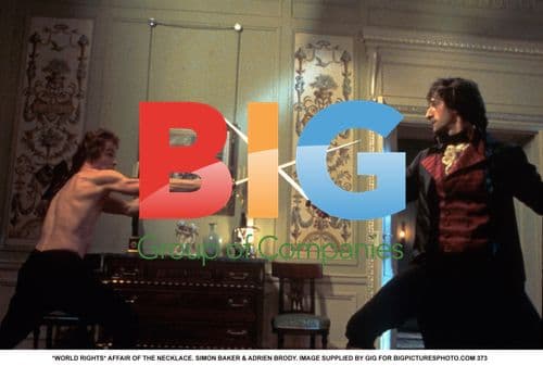 AFFAIR OF THE NECKLACE - Simon Baker & Adrien Brody