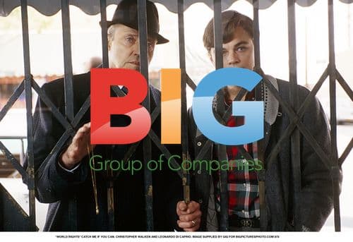 CATCH ME IF YOU CAN - Walken & DiCaprio