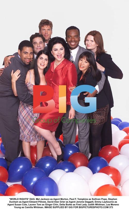 DAG Promo Photo with Cast