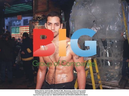 David Blaine Frozen in Ice